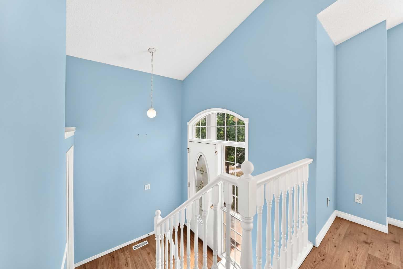 76 Coville Close NE