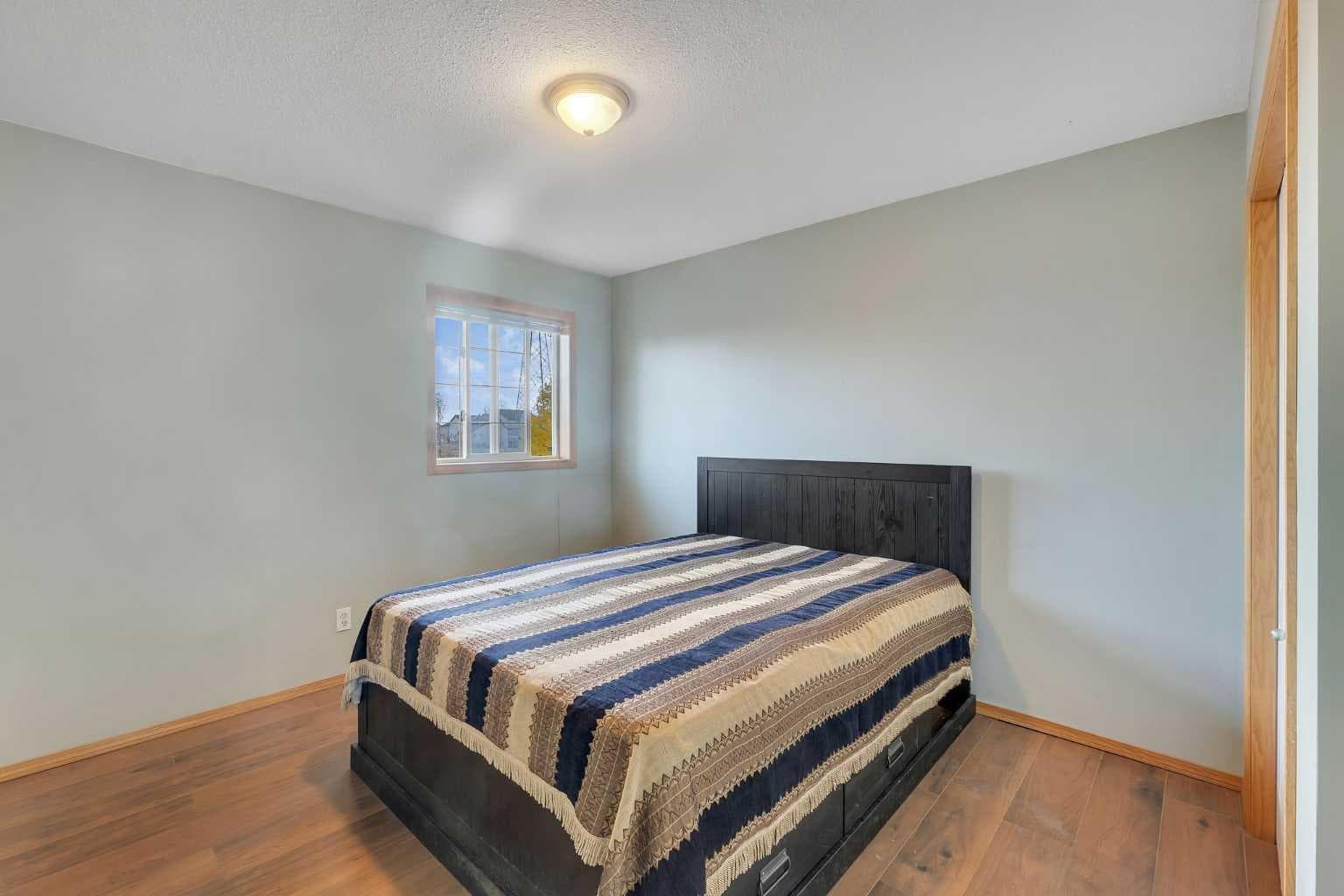 185 West Lakeview Drive 