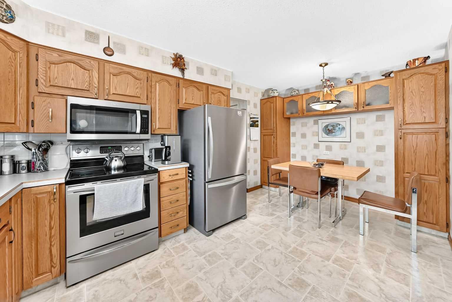 1 Cochrane Crescent 