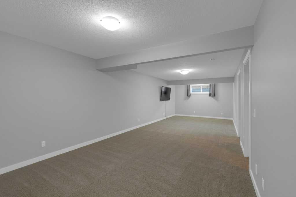 137 Willow Park 