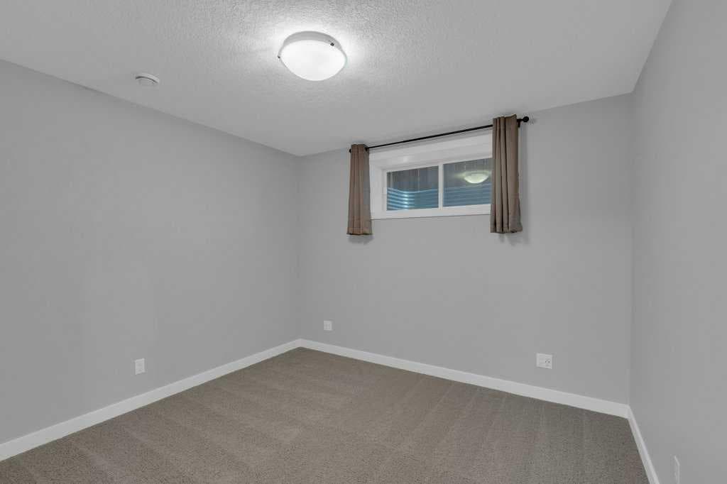 137 Willow Park 