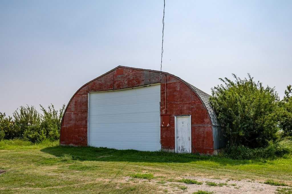 261126 Range Road 33  