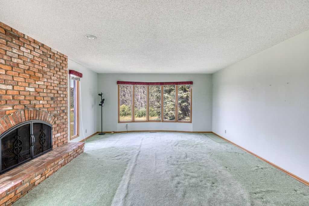 261126 Range Road 33  