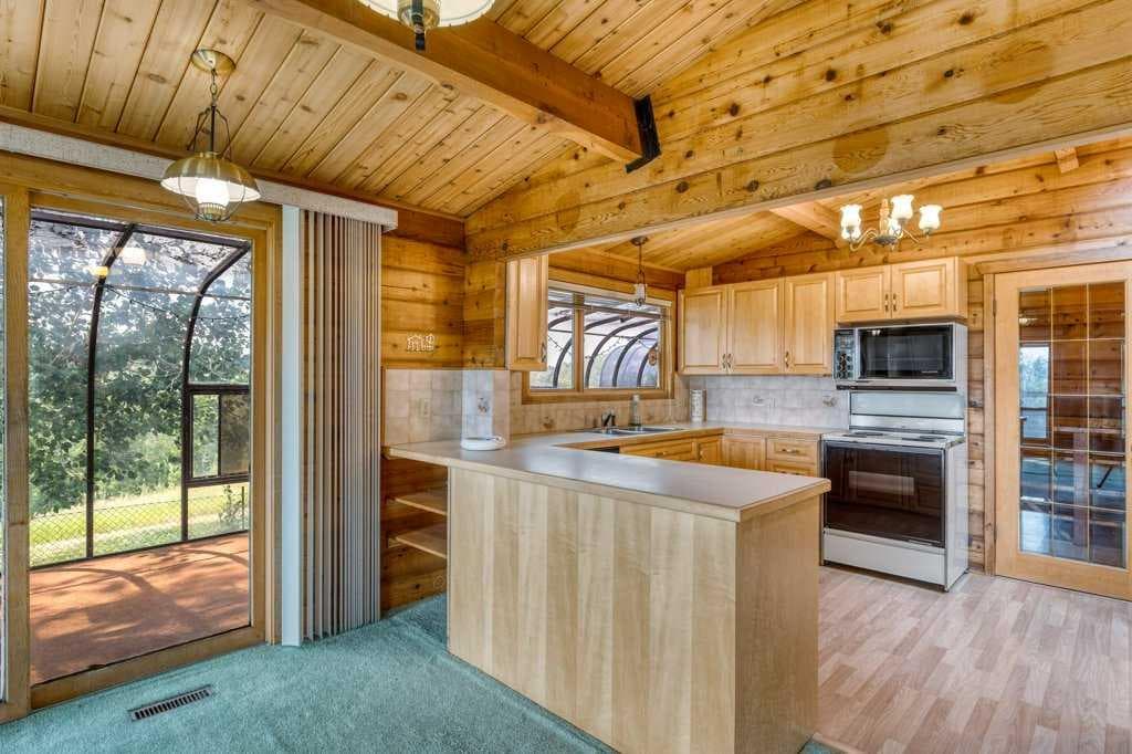 261126 Range Road 33  