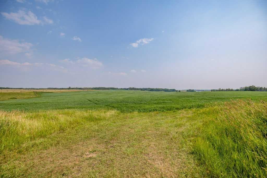 261126 Range Road 33  