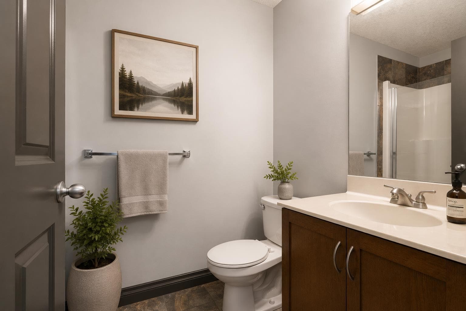 306, 10 Hemlock Crescent SW