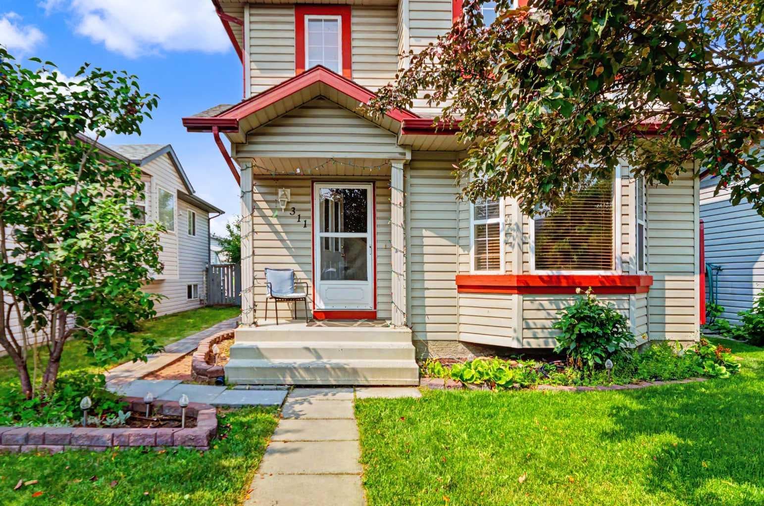 311 Erin Circle SE