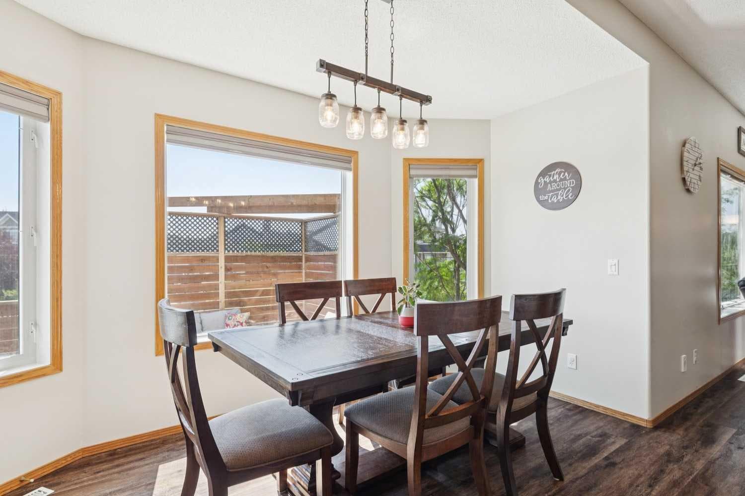 16 Henderson Bay NE