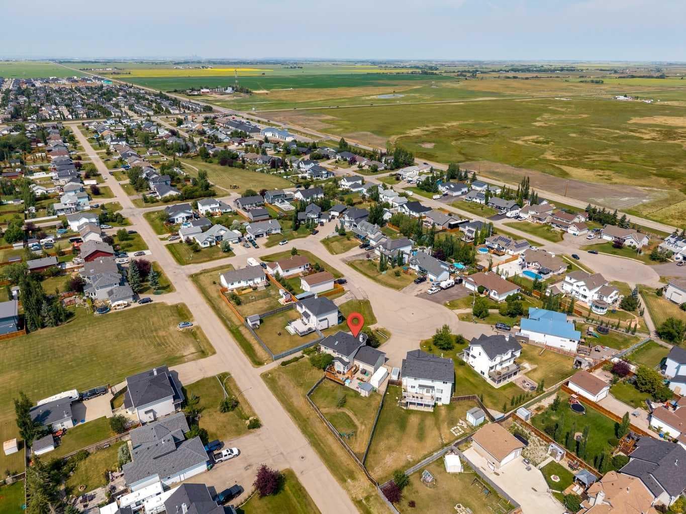 16 Henderson Bay NE