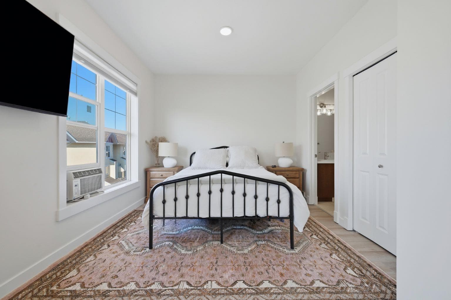128 West Springs Road SW