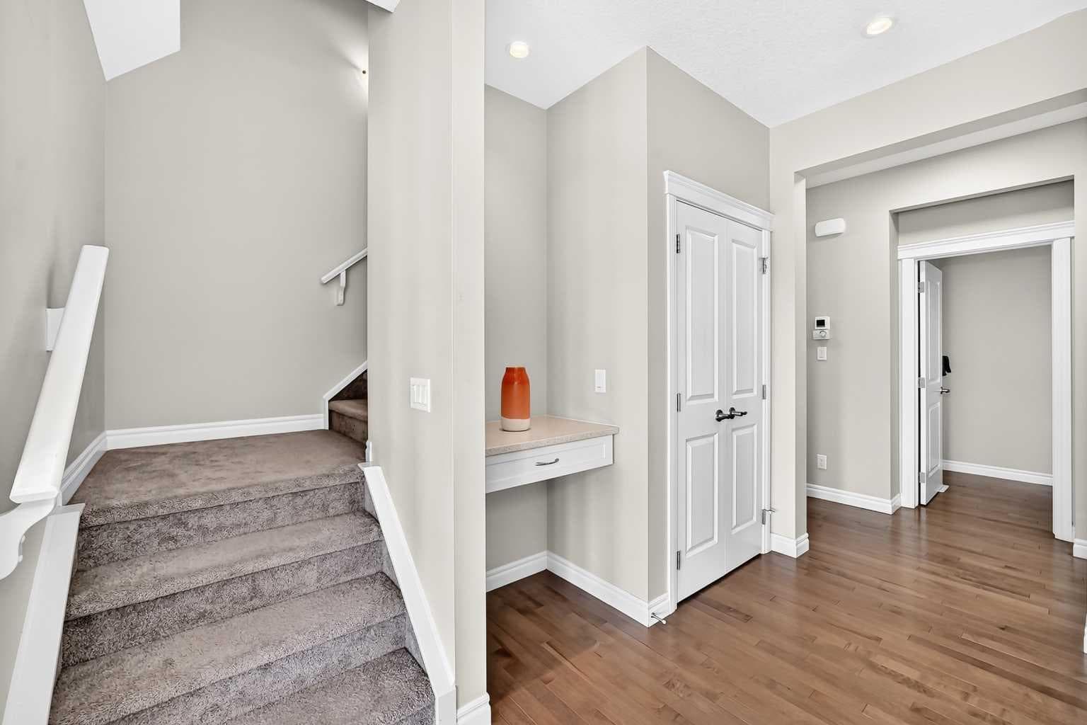 82 Nolanhurst Rise NW