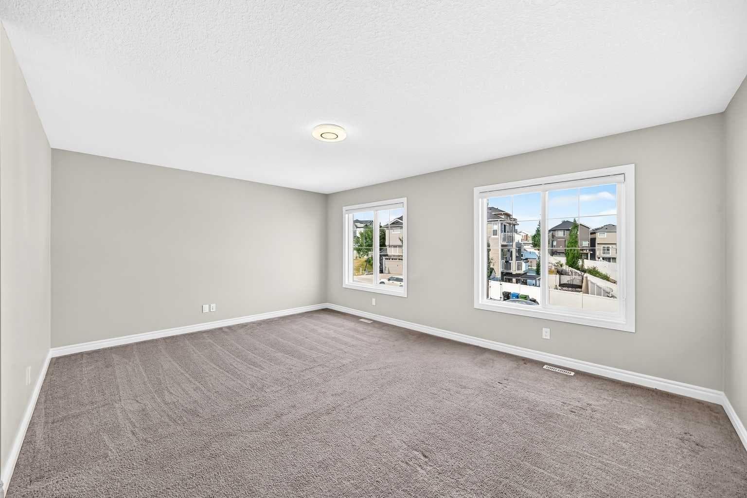 82 Nolanhurst Rise NW