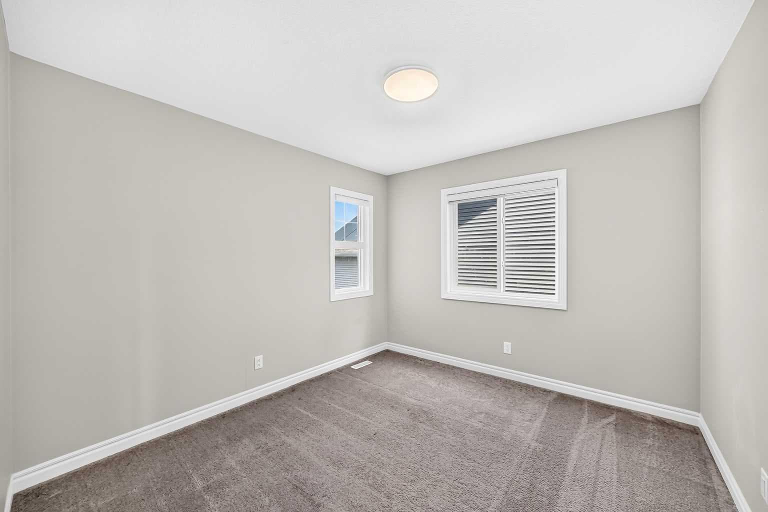 82 Nolanhurst Rise NW
