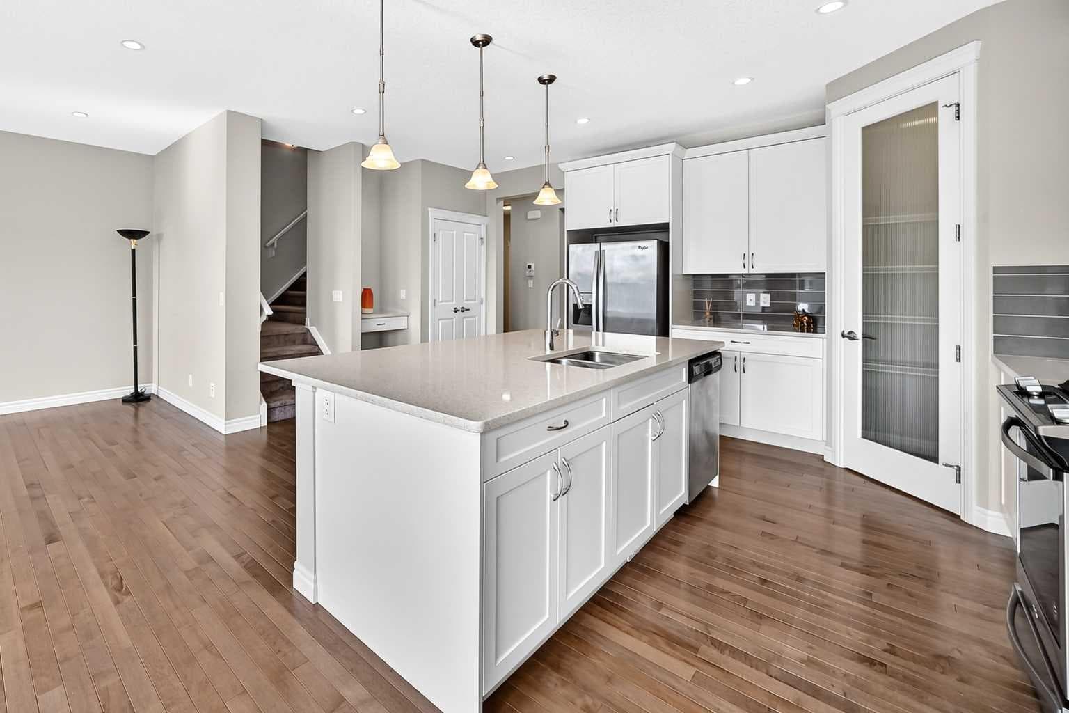 82 Nolanhurst Rise NW