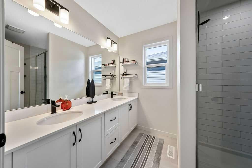 114 Seton Grove SE
