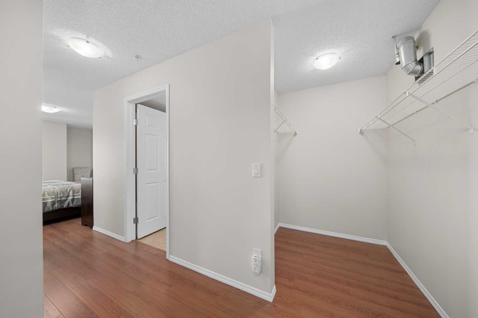 2321, 700 Willowbrook Road NW