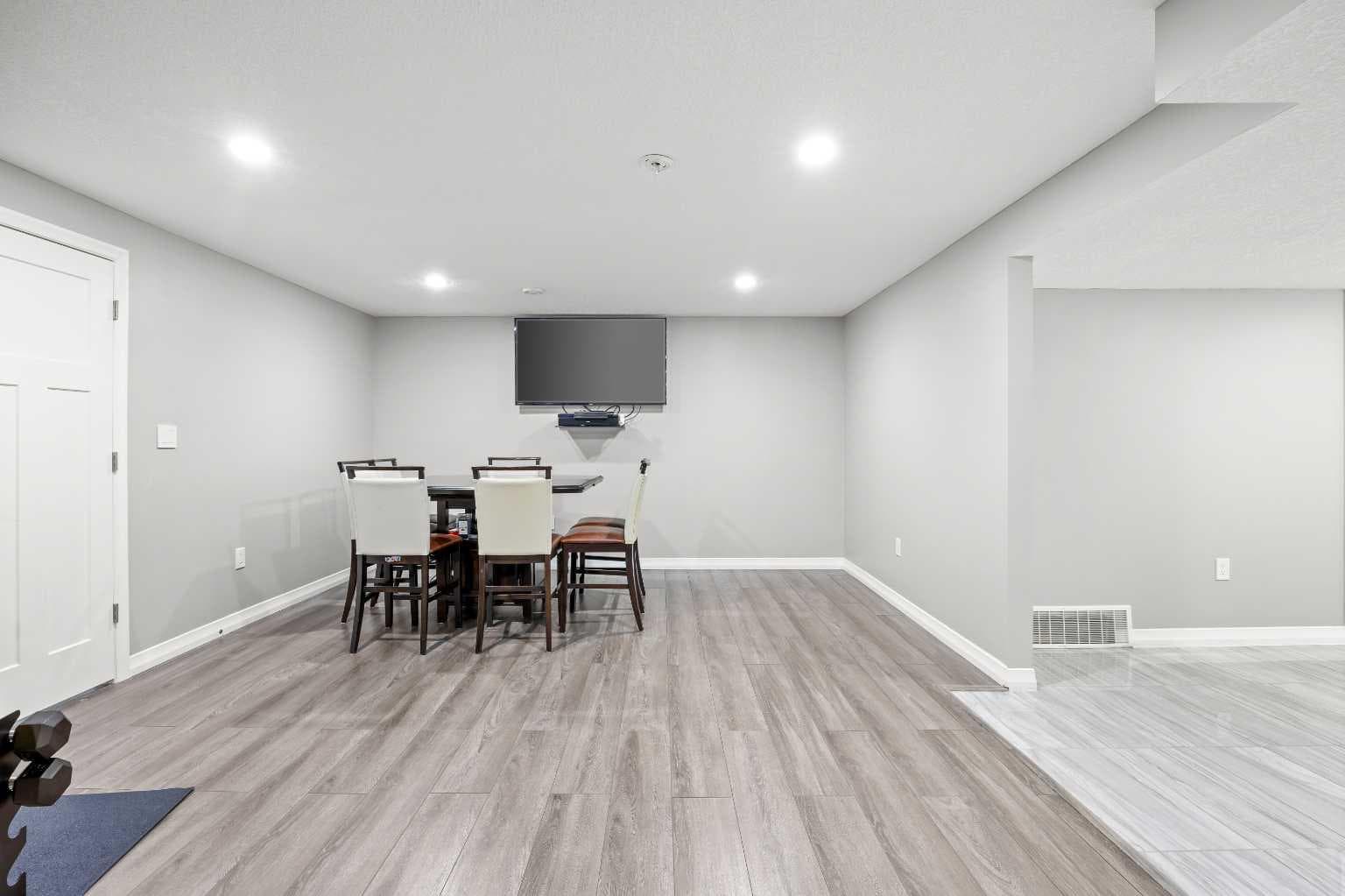 27 Mahogany Crescent SE