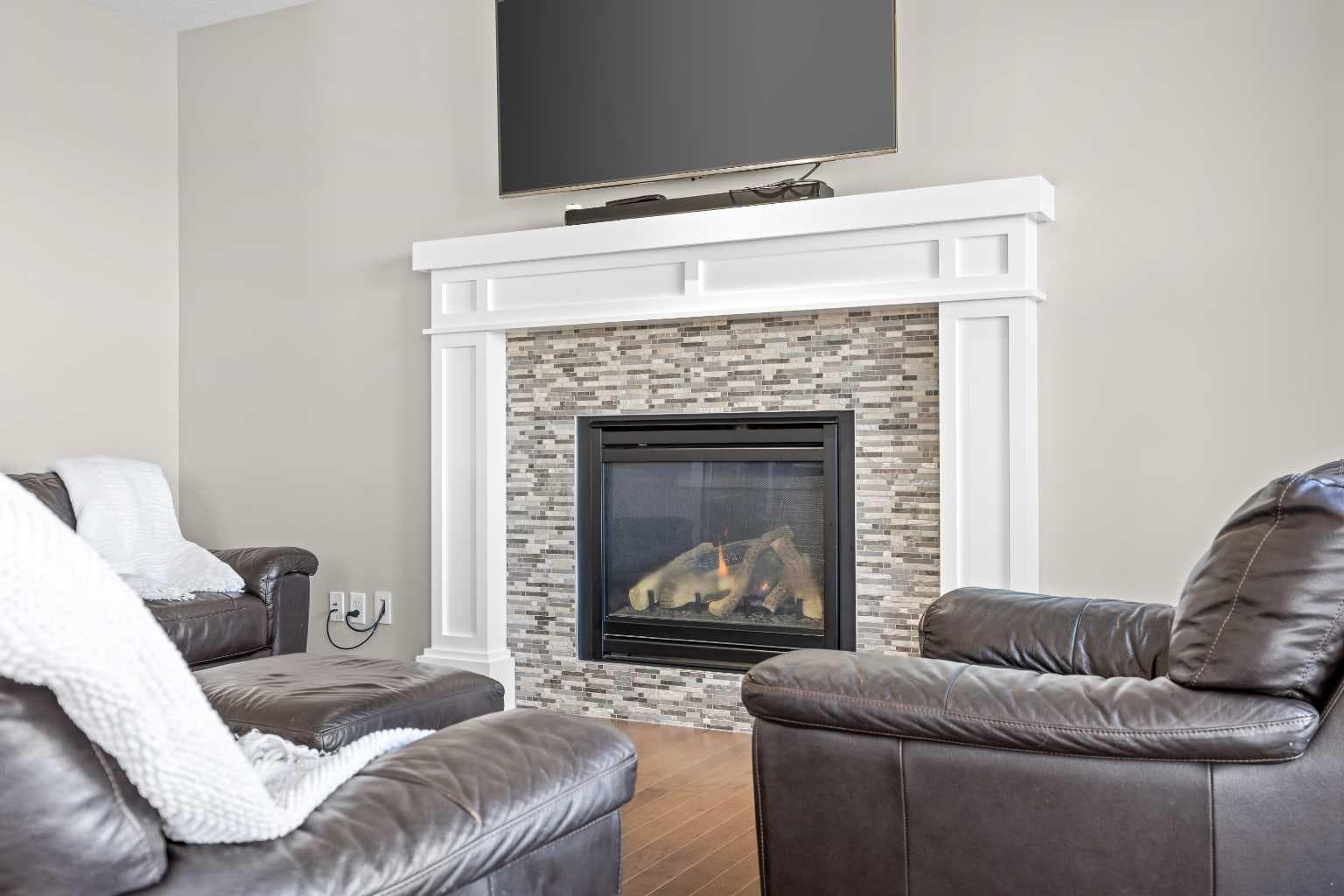 27 Mahogany Crescent SE