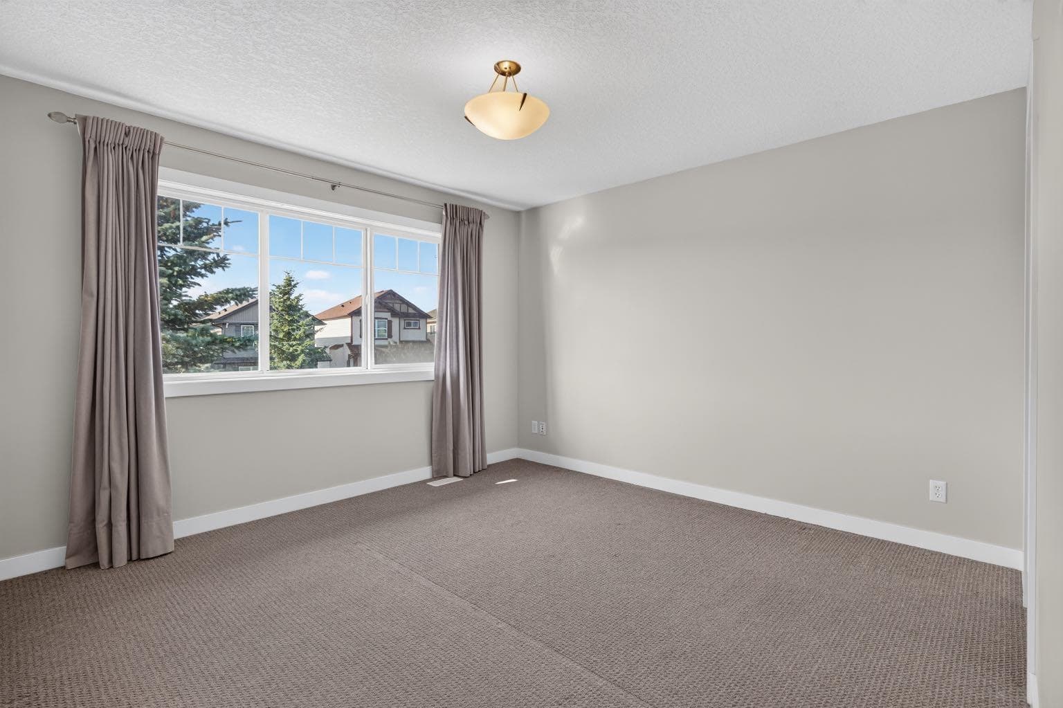 22 Panora Road NW
