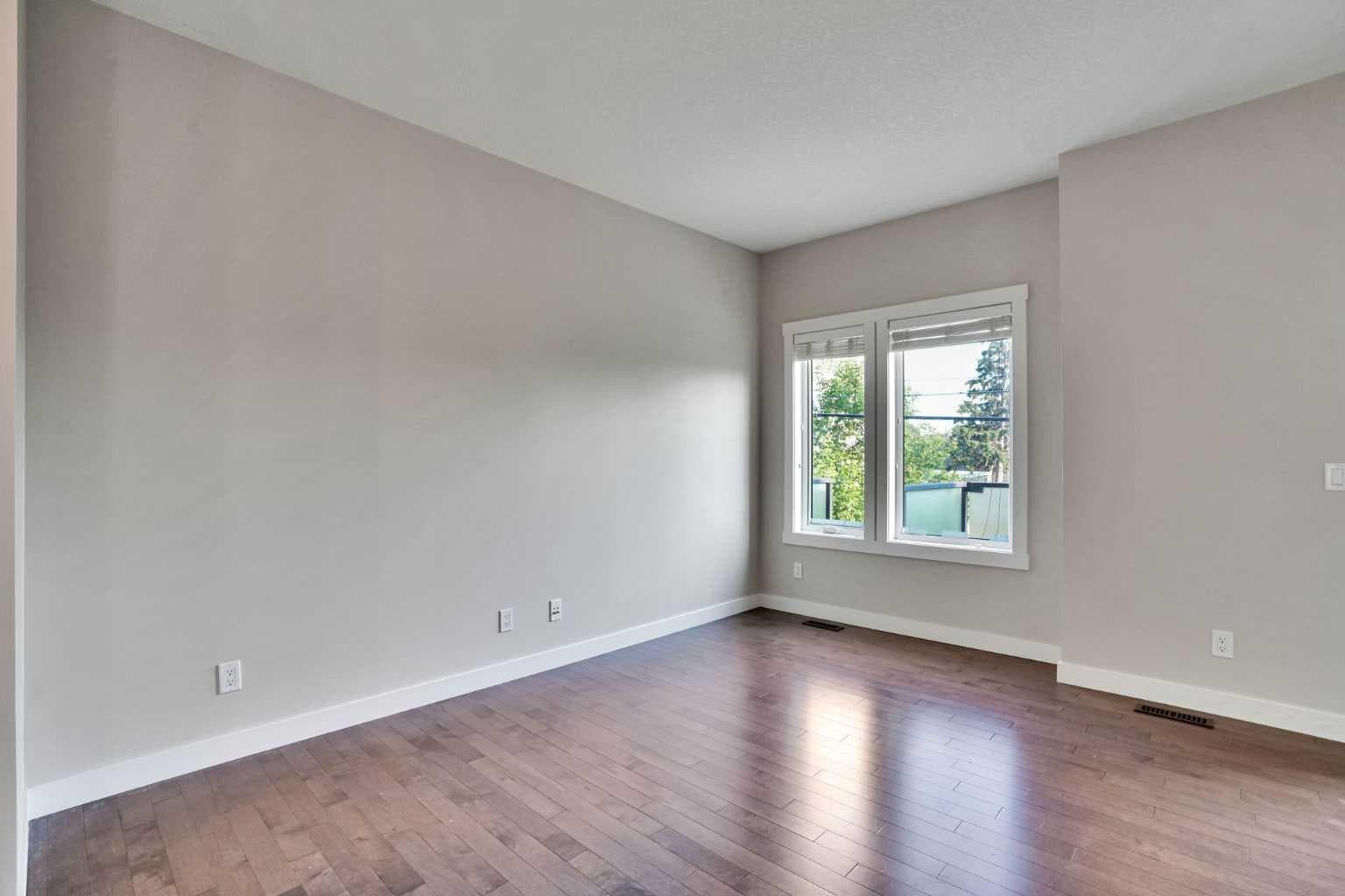 118, 28 Mcdougall Court NE