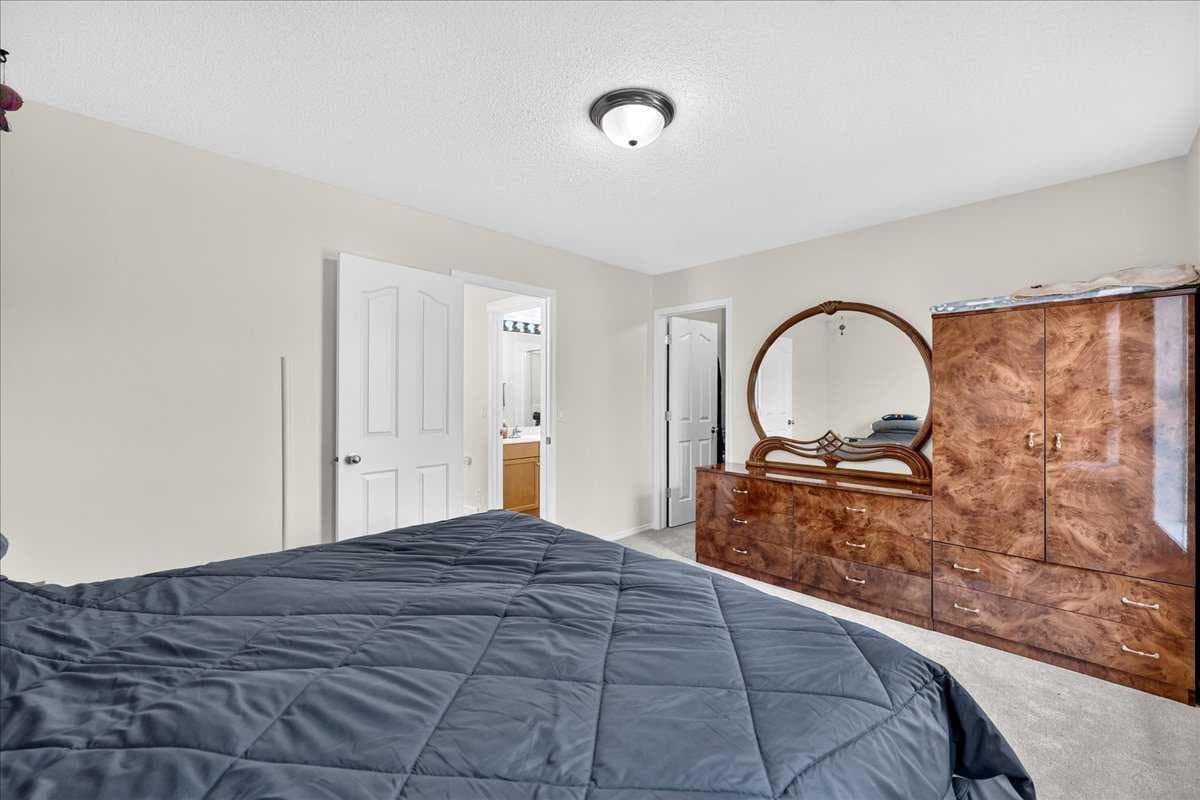 155 Tarington Green NE