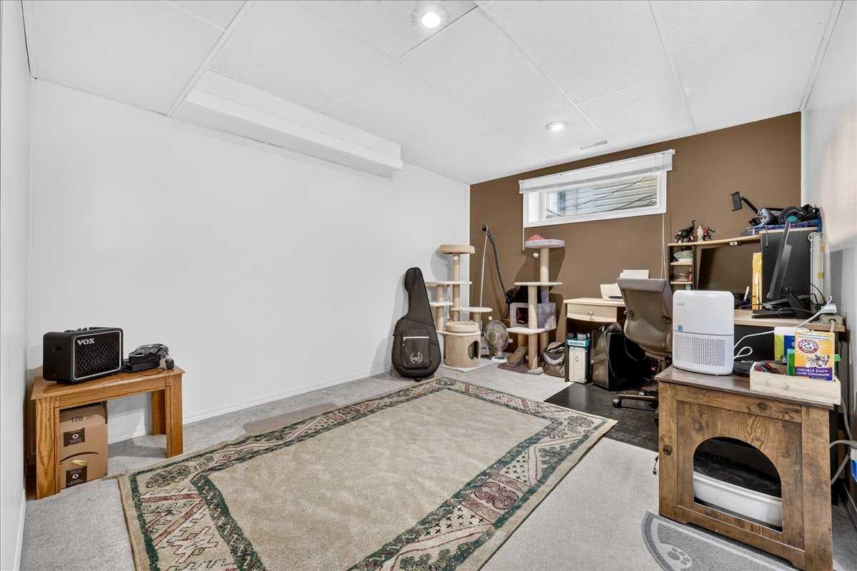 155 Tarington Green NE