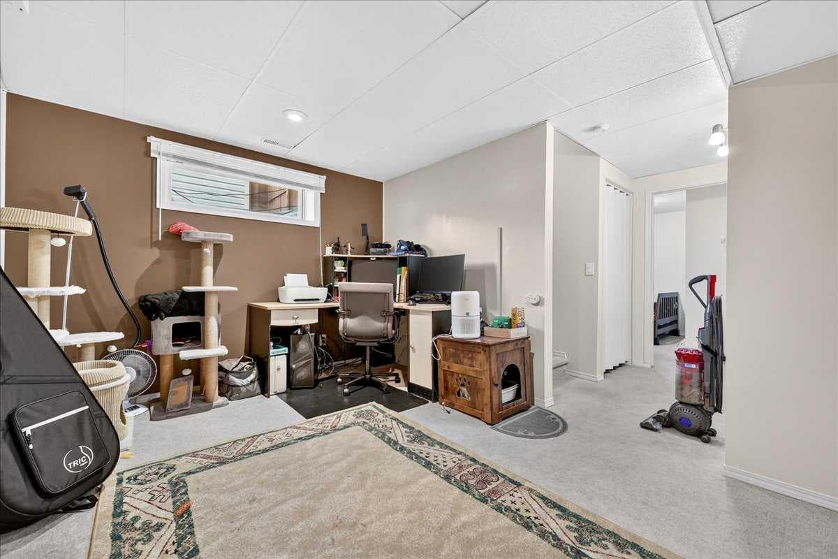 155 Tarington Green NE