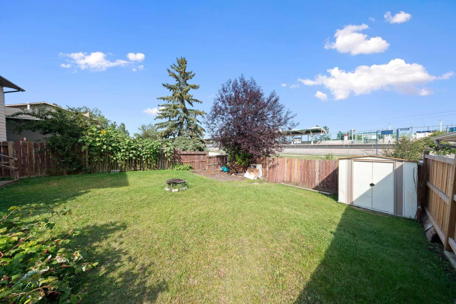 32 Shawmeadows Road SW