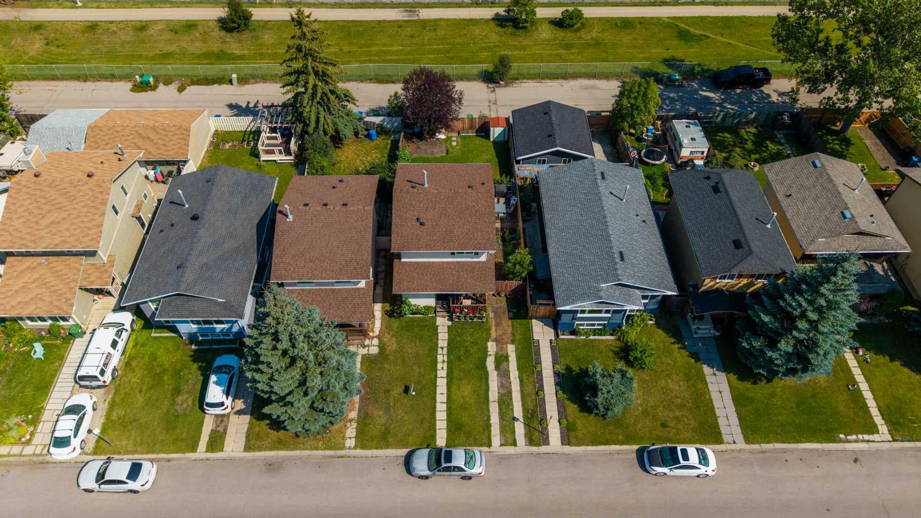 32 Shawmeadows Road SW