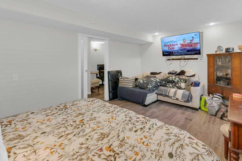 171 Erin Mount Place SE