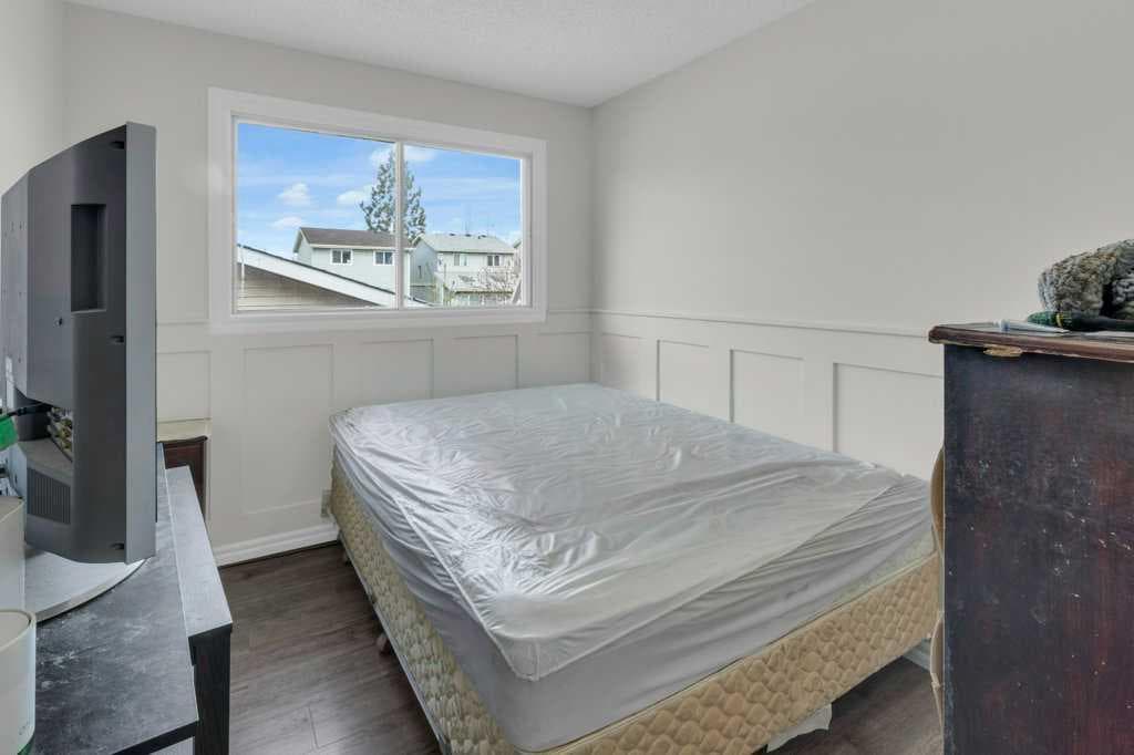 171 Erin Mount Place SE