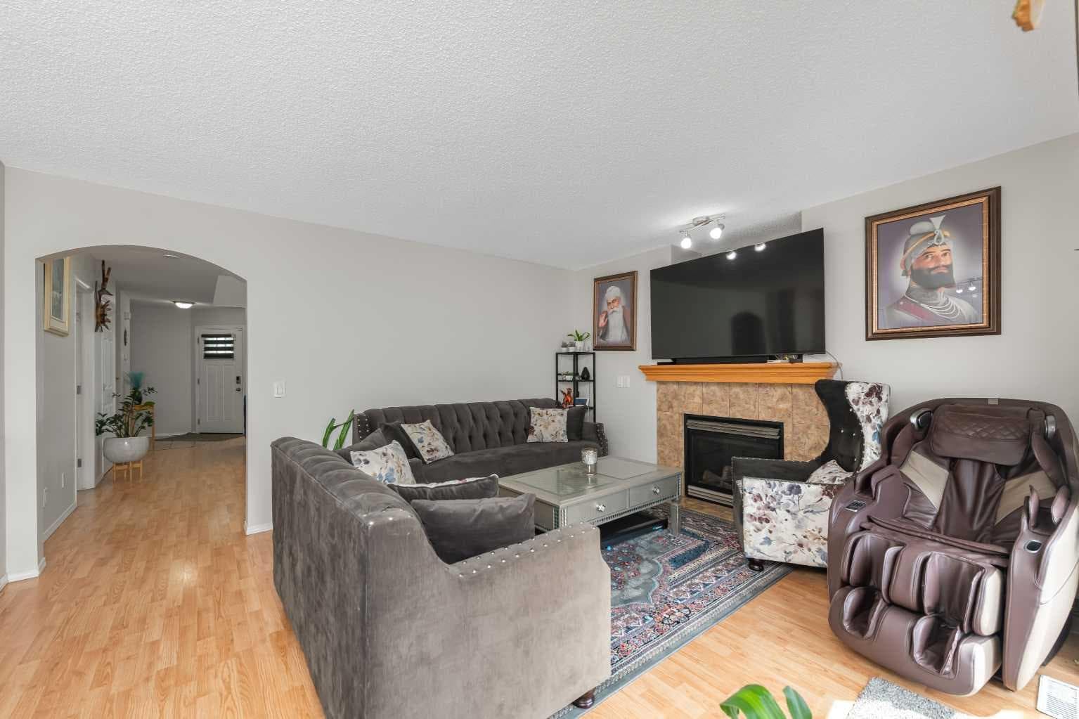 210 Taracove Landing NE