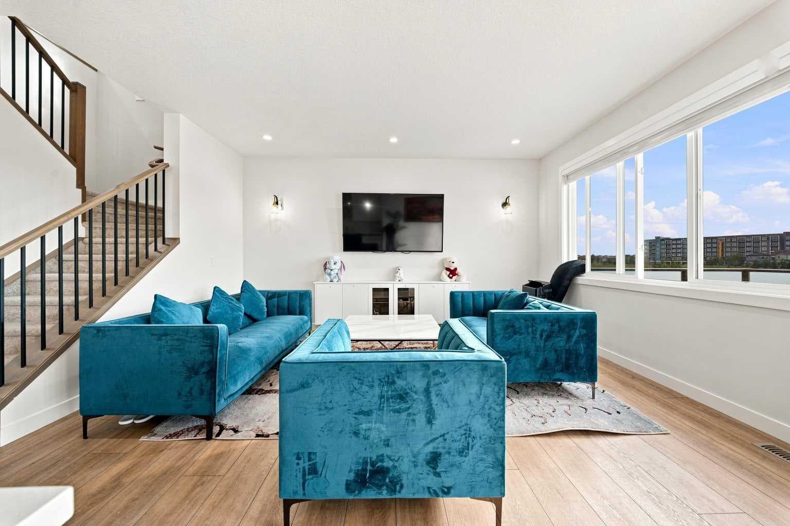 303 Cornerbrook Drive NE
