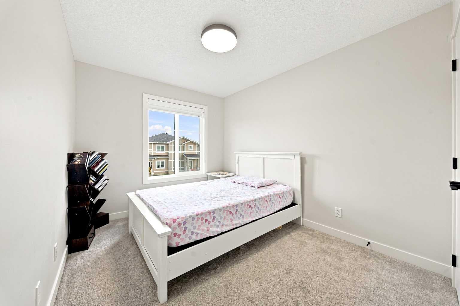 303 Cornerbrook Drive NE