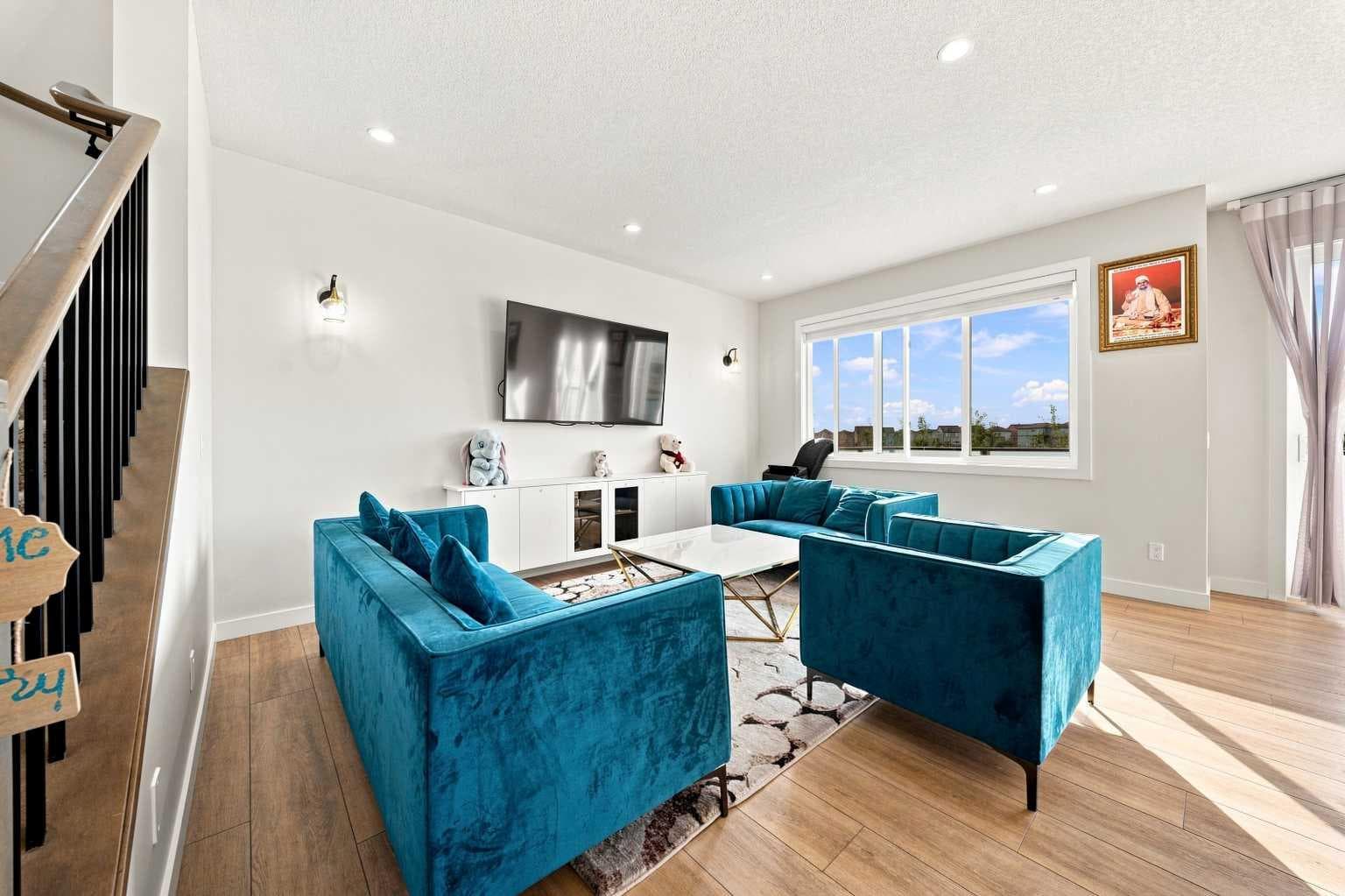 303 Cornerbrook Drive NE