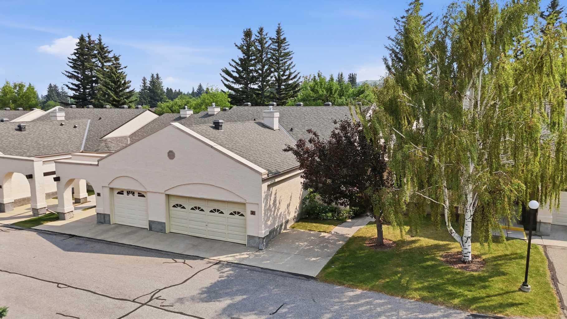30 Sandarac Circle NW