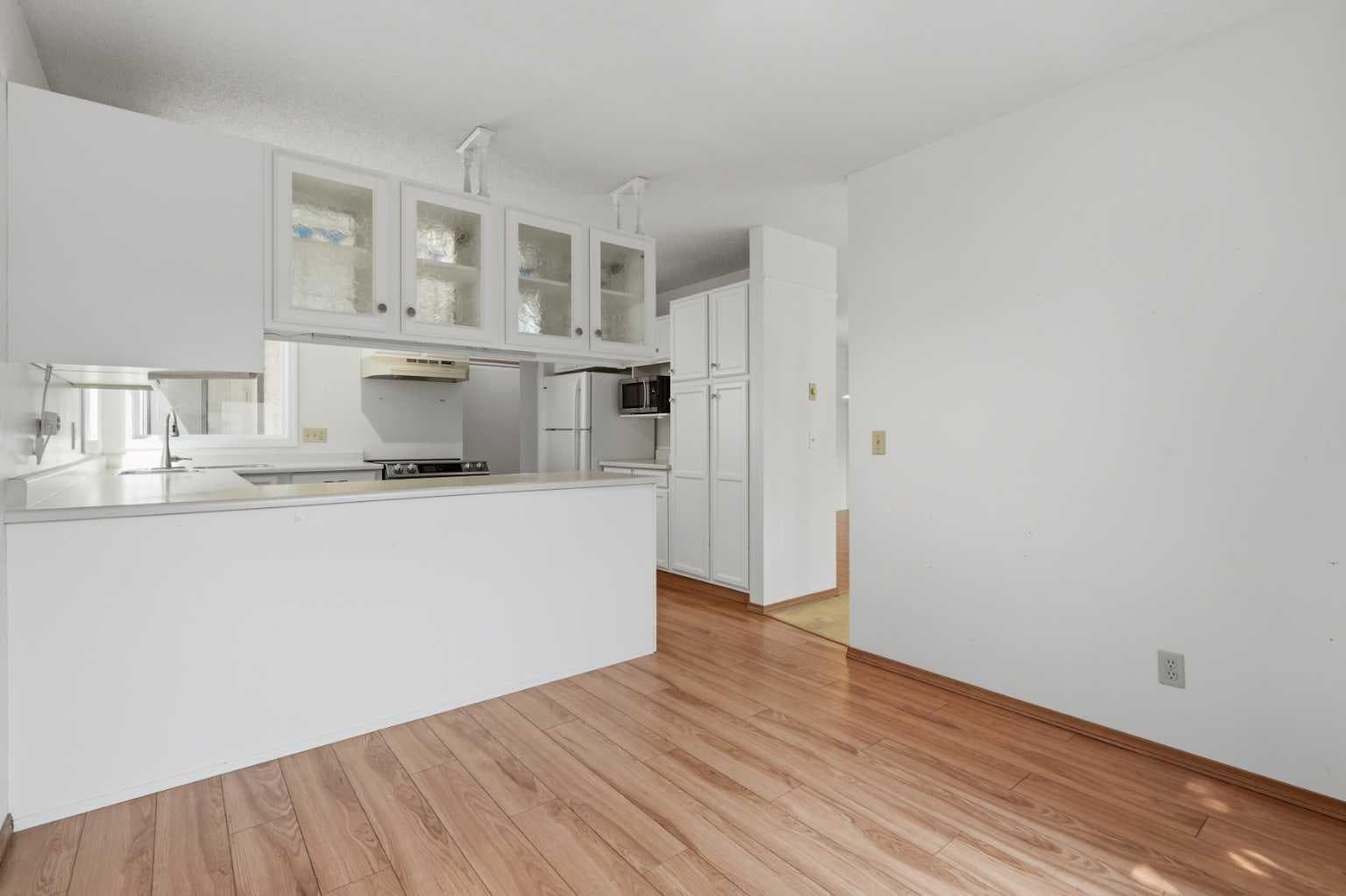 30 Sandarac Circle NW