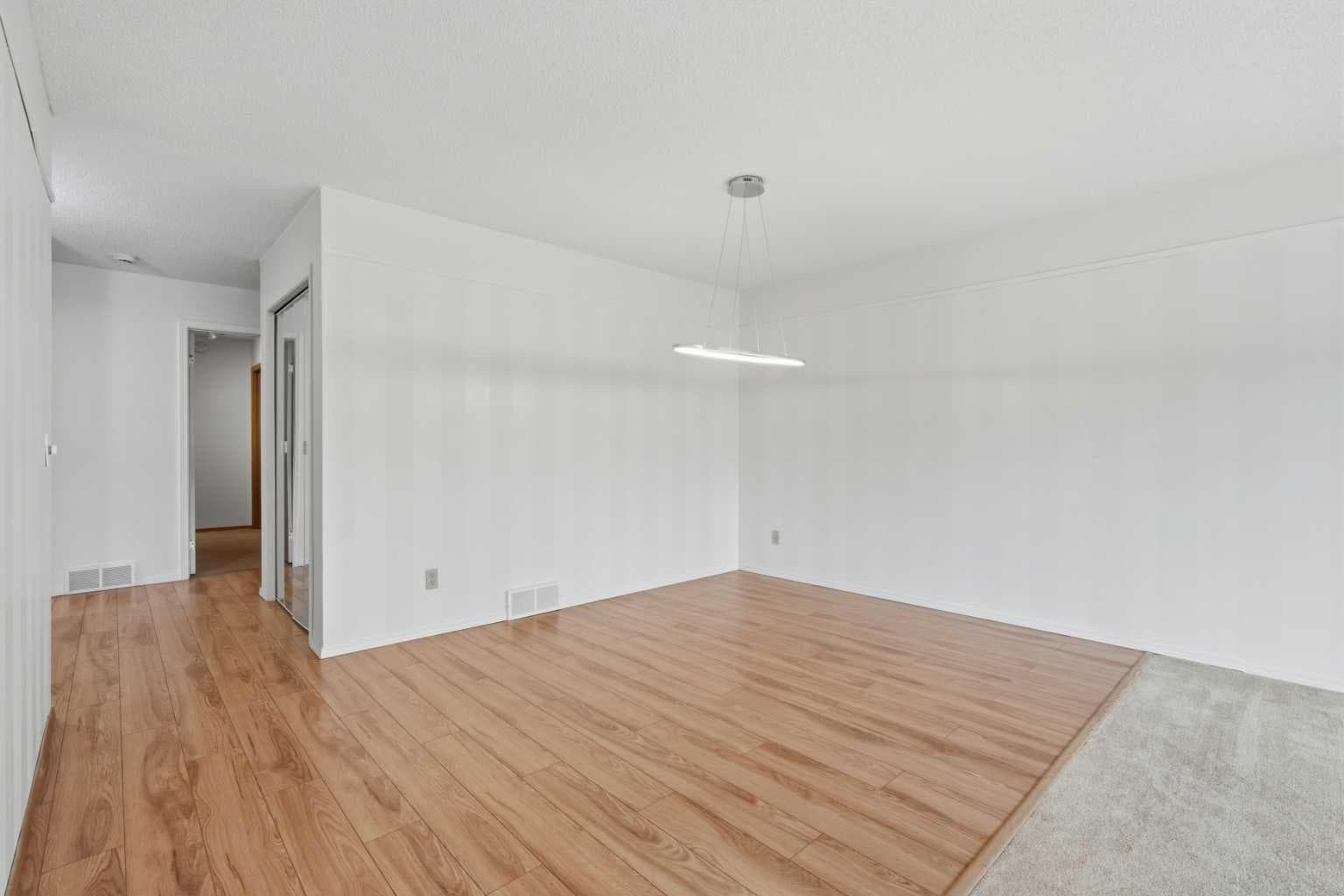 30 Sandarac Circle NW