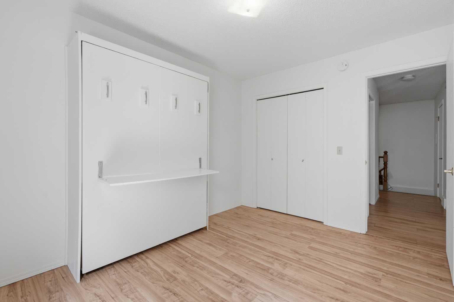 30 Sandarac Circle NW