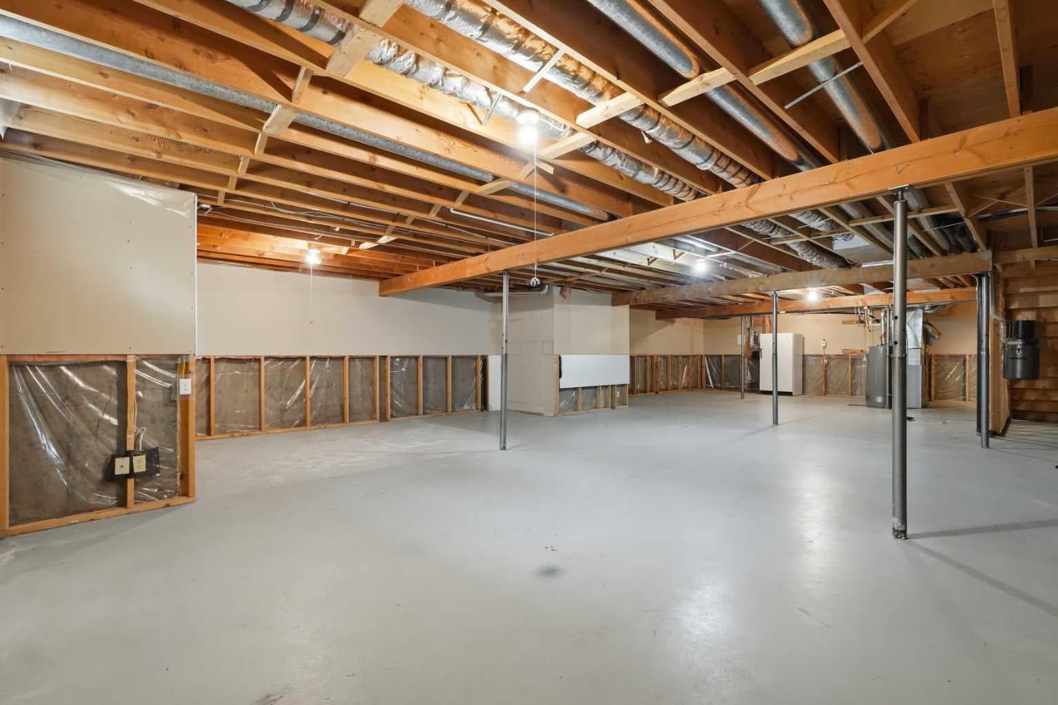 30 Sandarac Circle NW