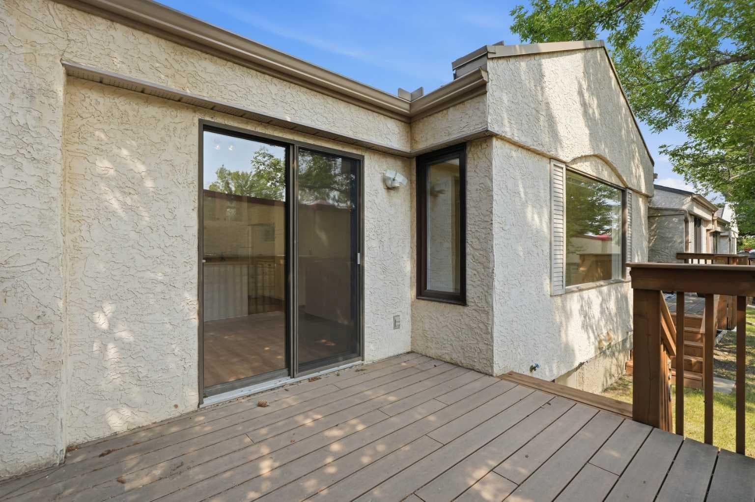 30 Sandarac Circle NW