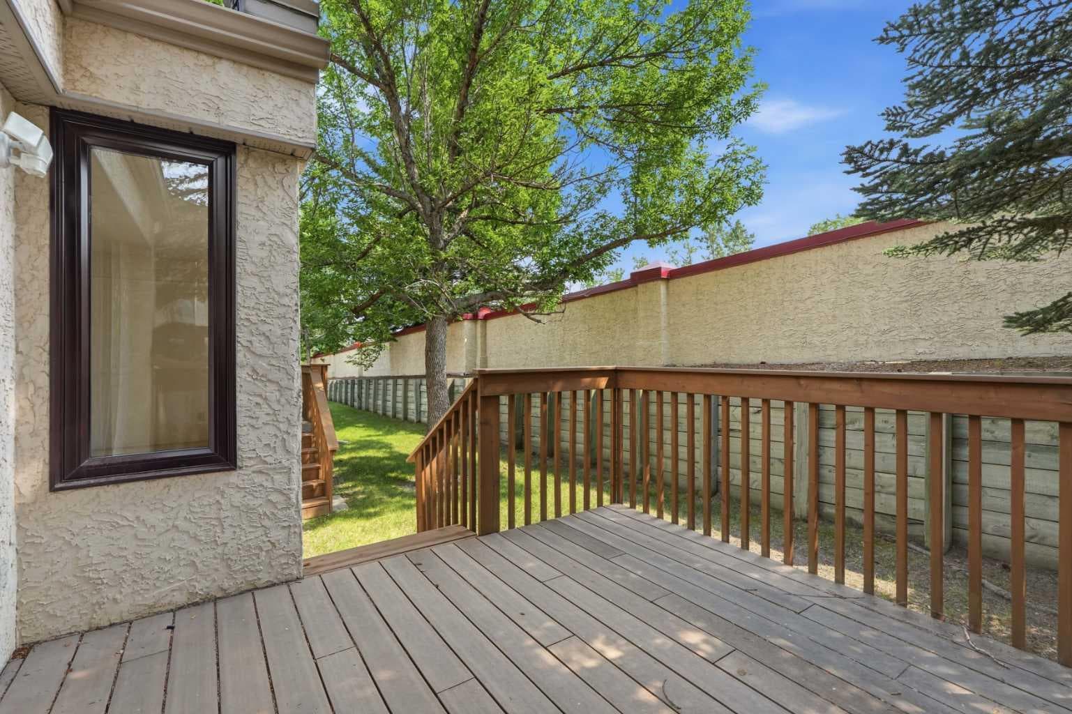 30 Sandarac Circle NW