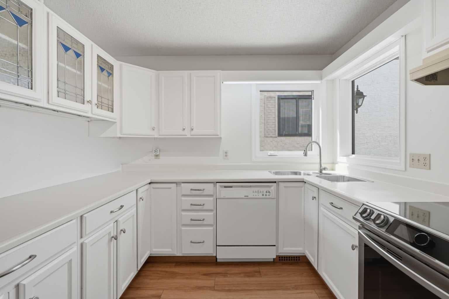 30 Sandarac Circle NW
