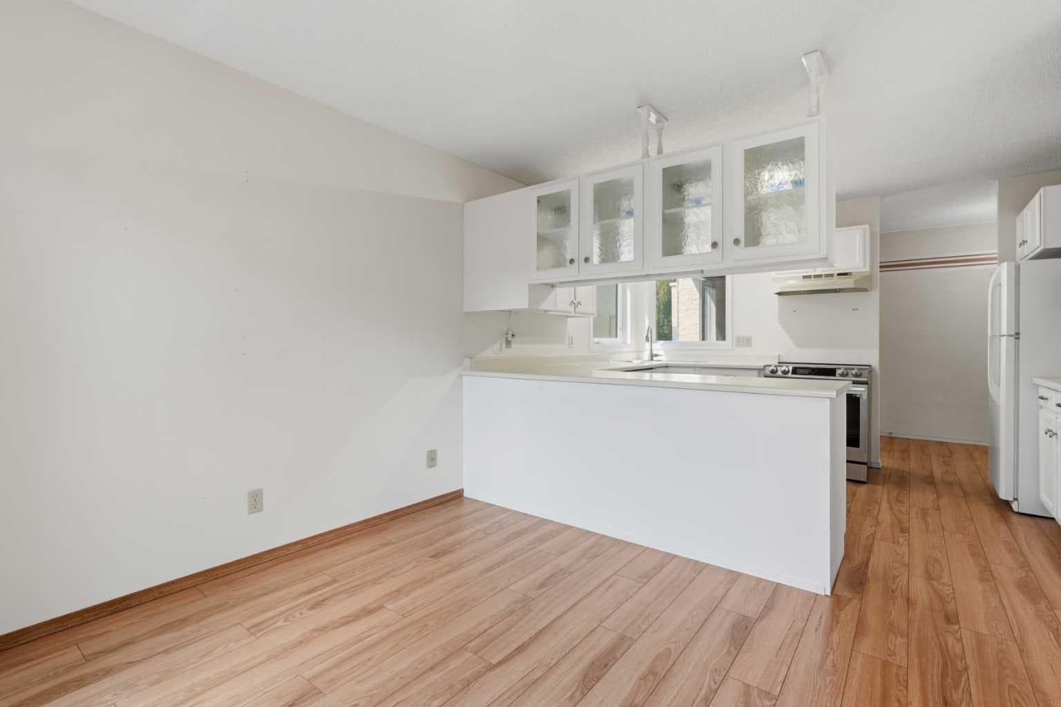 30 Sandarac Circle NW