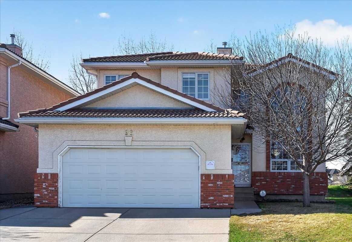 98 Hampstead Circle NW