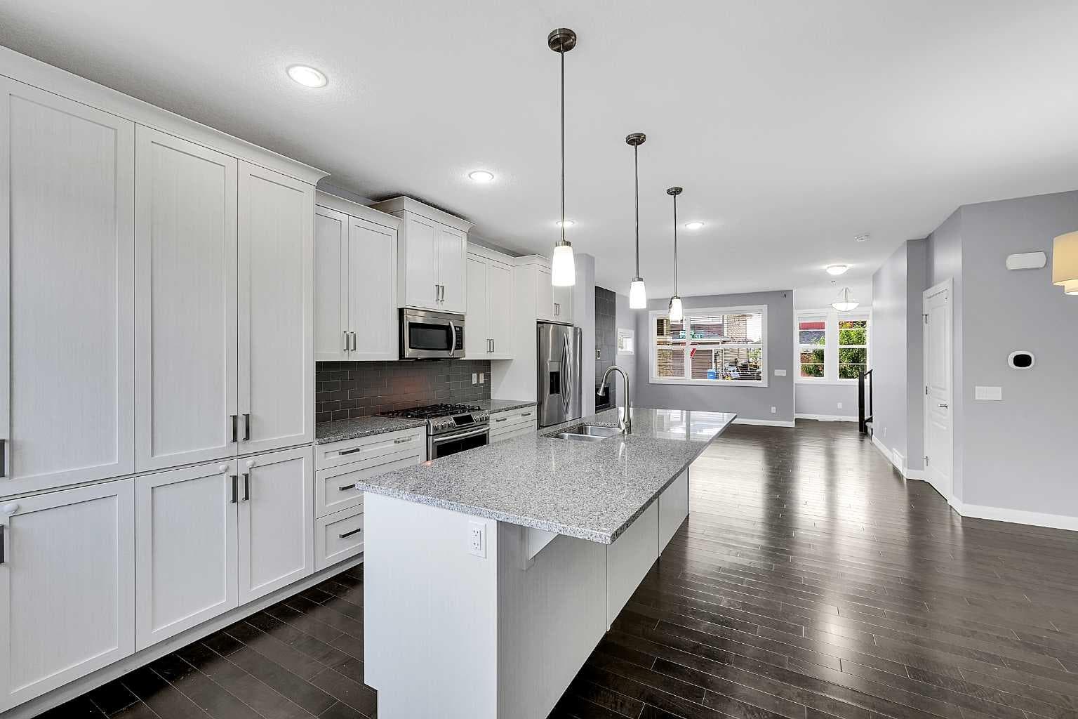 95 Redstone Park NE