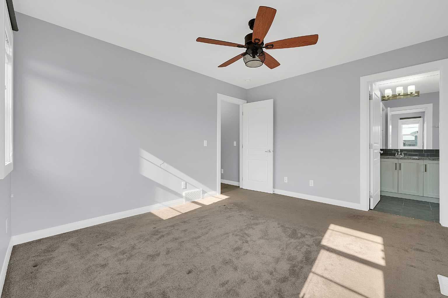 95 Redstone Park NE