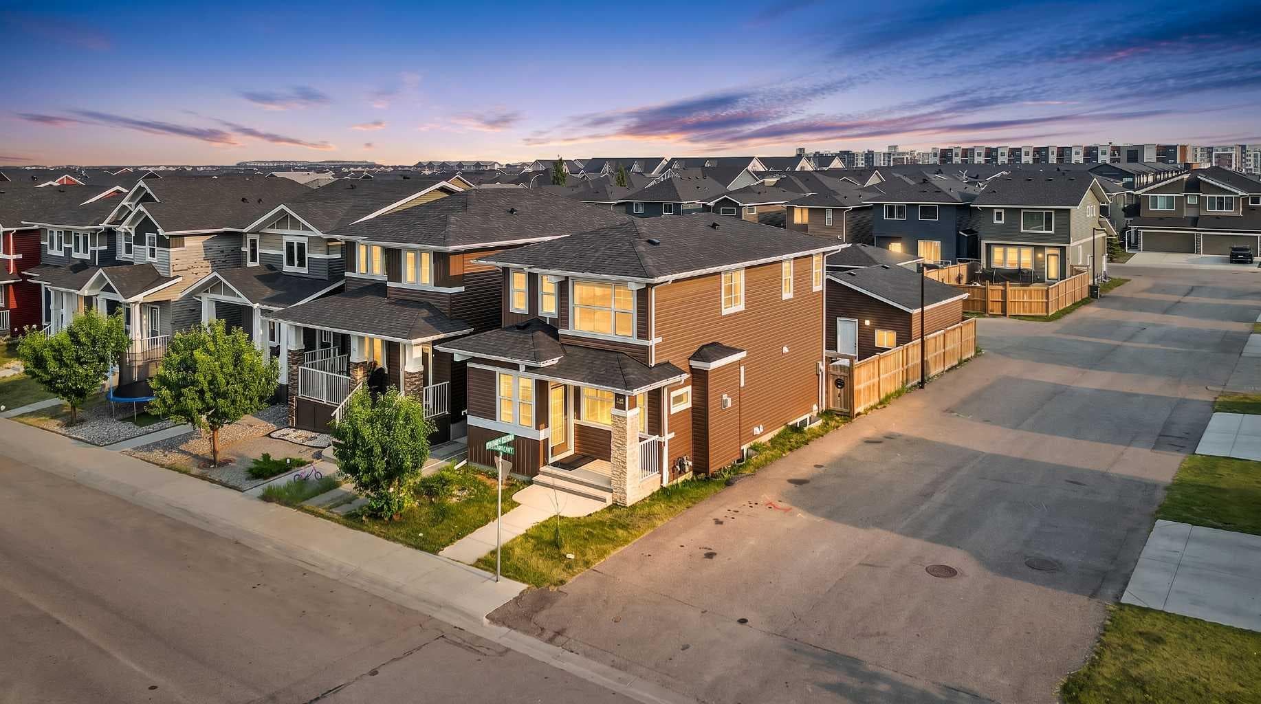 95 Redstone Park NE