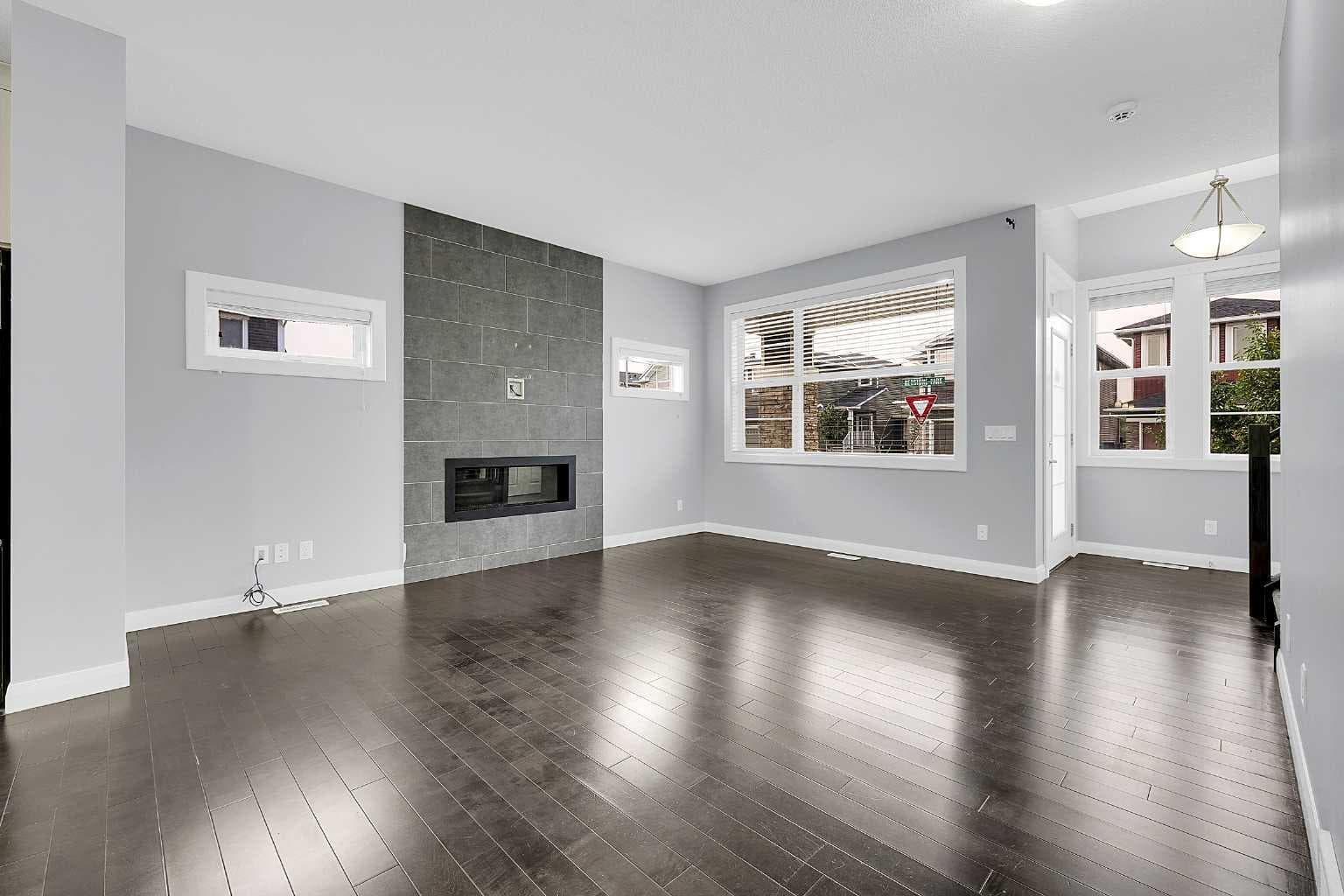 95 Redstone Park NE