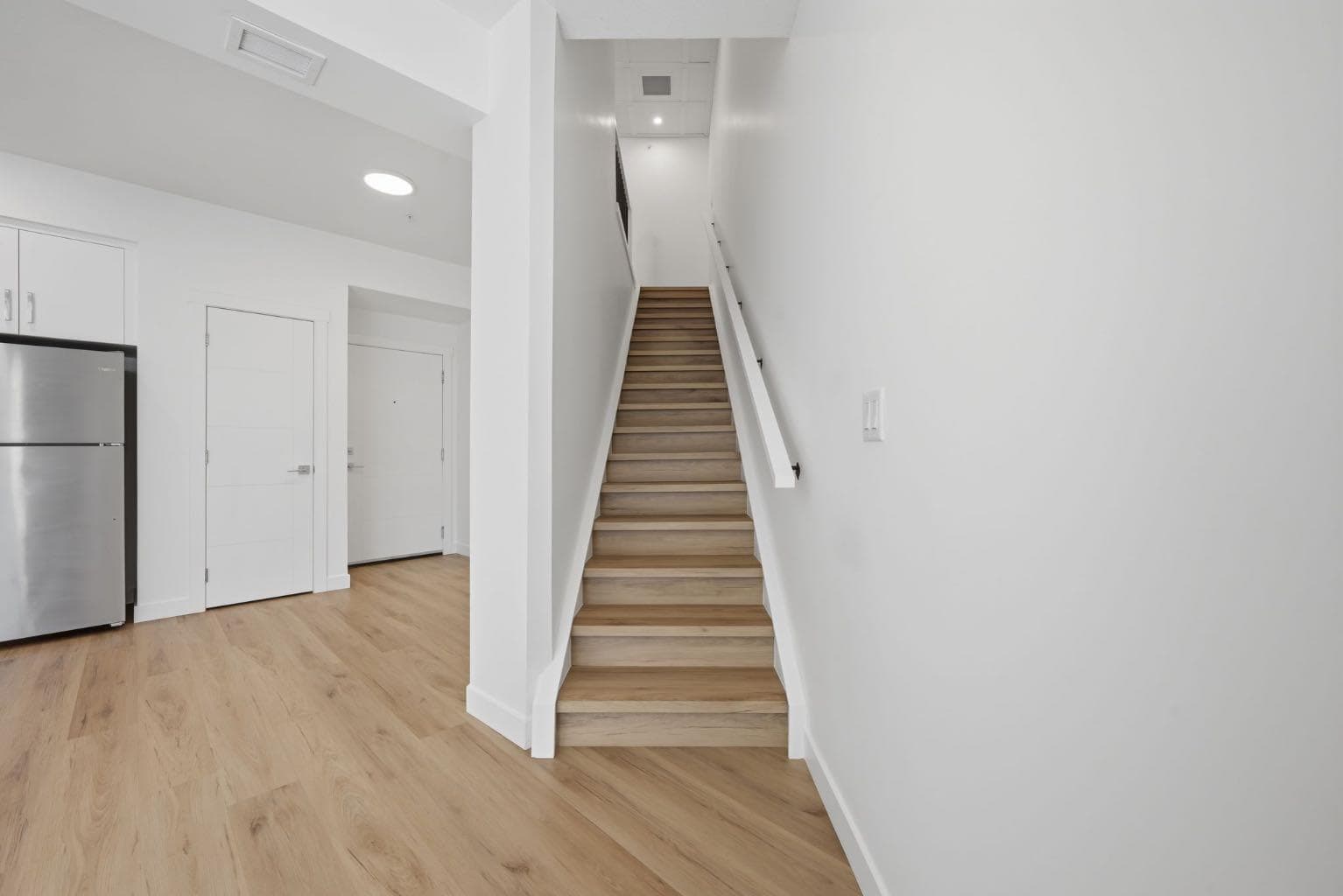 2218, 151 Skyview Bay NE